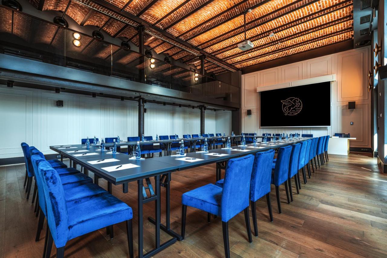 Hotel Ferreus Modern Art Deco كراكوفيا المظهر الخارجي الصورة The 29th meeting room